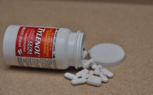 Trước nay Tylenol vẫn là loại thuốc thông dụng trong điều trị bệnh cúm, nhưng một thử nghiệm ngẫu nhiên lại cho thấy thuốc này không hiệu quả hơn giả dược (placebo).