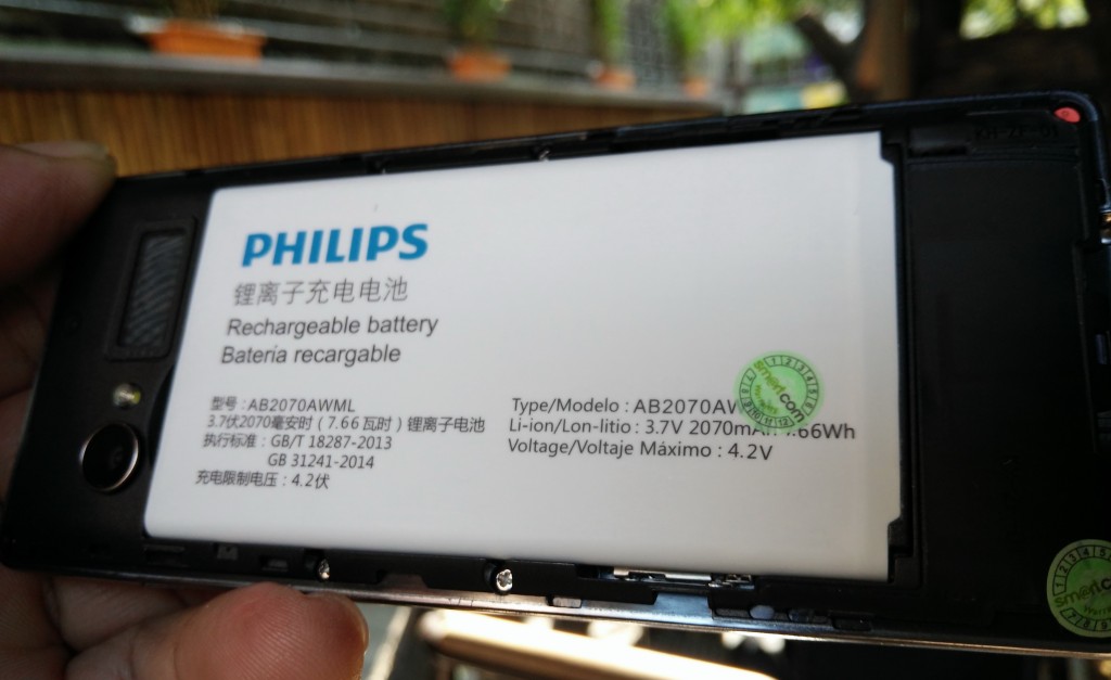 Philips E170 co vien pin khung