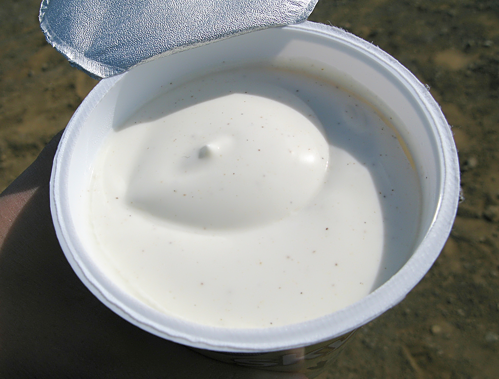 mua-yogurt-co-chung-nhan-live-and-active-culture