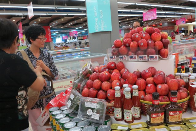 Tiêu dùng nội địa ngày càng tăng cao là một trong những lý do khiến thị trường Việt Nam hấp dẫn với nhiều doanh nghiệp ASEAN. 