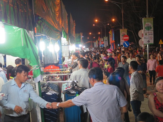 Phiên chợ HVVNT tại huyện U Minh – Cà Mau năm 2015