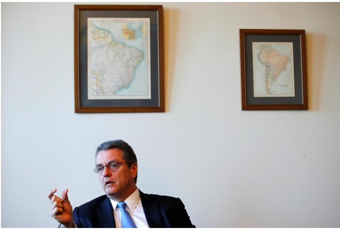 Roberto Azevedo, Tổng Giám đốc Tổ chức Thương mại Thế giới (WTO) phát biểu tại một cuộc phỏng vấn ở trụ sở WTO tại Geneva, Thuỵ Sĩ ngày 22 tháng 11 năm 2017. 