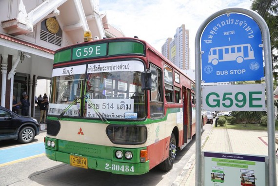 Thái Lan Lọc không khí trên nóc xe buýt